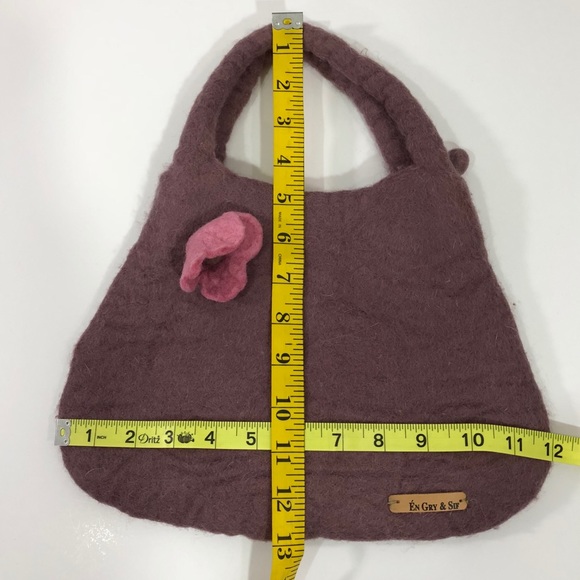 En Gry & Sif Felt Wool Bag With Flower - Picture 5 of 5